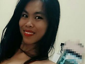 SimplyRitz webcam model stream image