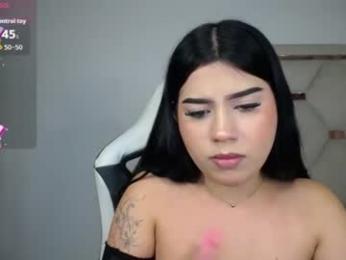ashley_piinkk webcam chaturbate model stream image