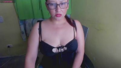 Lucia_Milf webcam model stream image