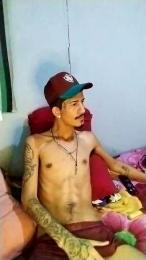 Theyllors2 webcam model stream image