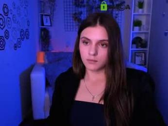 lisa_dark_ webcam model stream image