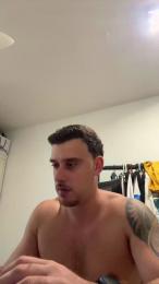 Elyoruga webcam model stream image