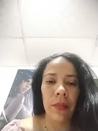 Bootycallhot webcam model stream image