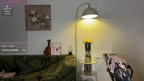 nanaliu6 webcam model stream image