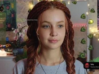 LisLy webcam model stream image