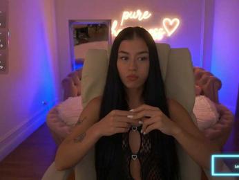 FataleNellie webcam model stream image