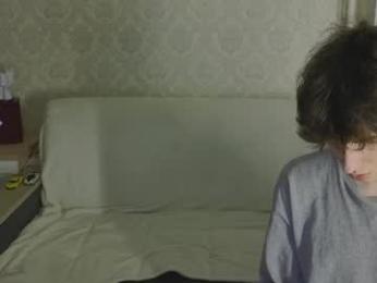 maxwellchik webcam chaturbate model stream image