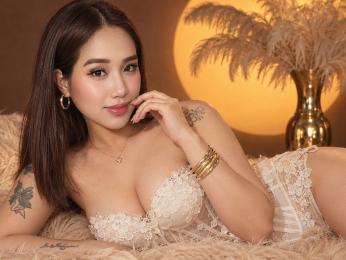 YazmineFox webcam livejasmin model stream image