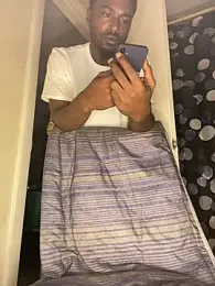 BrownSkinHandsome webcam model stream image