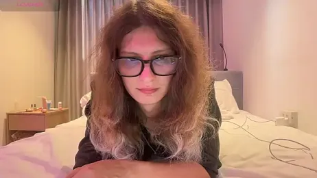 AlicePinkhead webcam stripchat model stream image