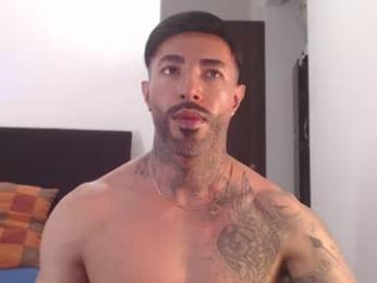 maximus_golden webcam model stream image