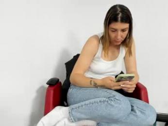 sexy07sexy webcam model stream image