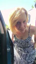 BlueEye_Girl webcam model stream image