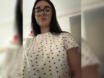 IvyNoirr webcam bongacams model stream image