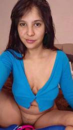 Apriilhot webcam cam4 model stream image