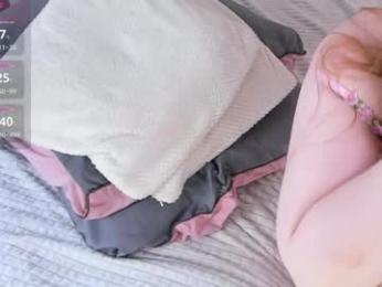 chubbykit1y webcam chaturbate model stream image