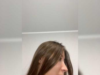 -KrissX- webcam model stream image