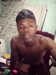 DigCrok webcam model stream image