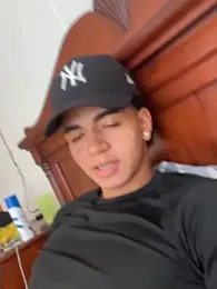 JoanG10 webcam model stream image