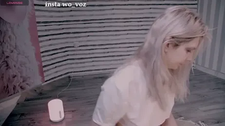 Careful_i_bite webcam stripchat model stream image