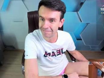 hard_and_juici webcam model stream image