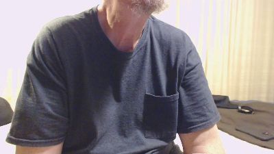 Oldbutwild webcam model stream image