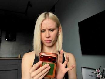 Sunlovv webcam model stream image