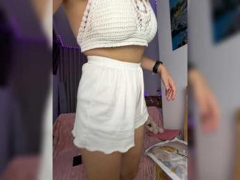 -realvibeMi- webcam model stream image