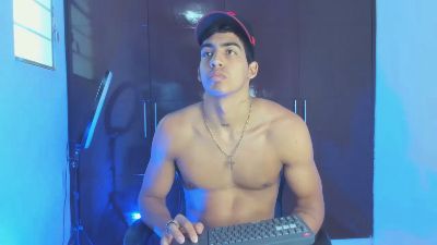 Milo_31 webcam model stream image