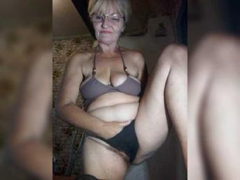 NikaGold45 webcam model stream image