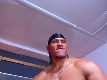 adam_fit19cm webcam model stream image