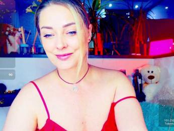 _JuliaSpace_ webcam model stream image