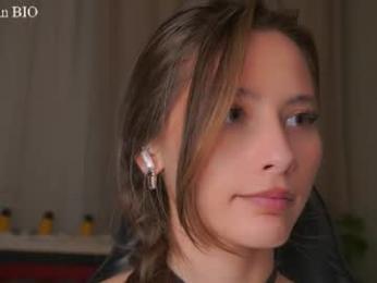 falinecrosthwaite webcam chaturbate model stream image