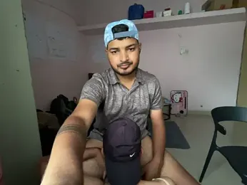 jellypuffie_22 webcam stripchat model stream image