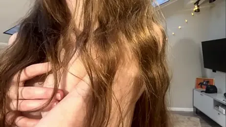 Kissme_Kira webcam model stream image