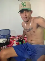 skinny23cm webcam stripchat model stream image