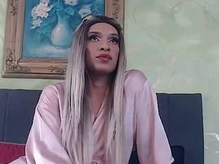 raphael-cams webcam camsoda model stream image