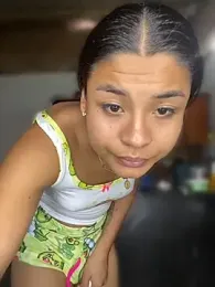 Romie_rous webcam model stream image