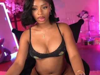 lovenzia webcam model stream image