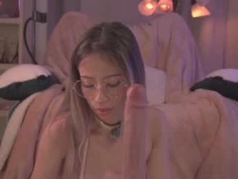 soficb chaturbate stream image, 27.05.2025 23:20