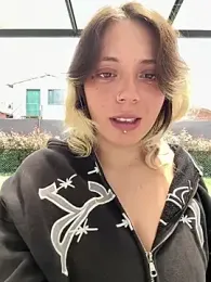 Enyeld_ruru stripchat stream image