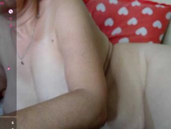 rosestar bongacams stream image