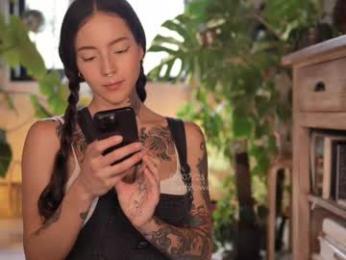 effylowell_ chaturbate stream image, 09.07.2025 21:50