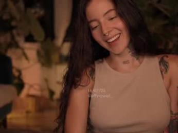 effylowell_ chaturbate stream image, 17.07.2025 01:50