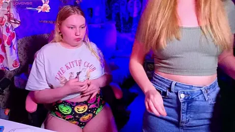 Radiants_two stripchat stream image, 19.07.2025 15:40
