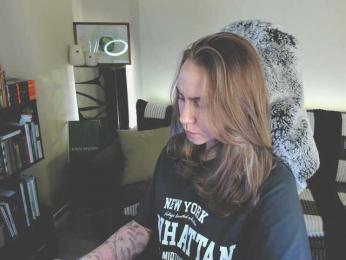 Adamova_Eva bongacams stream image, 12.02.2025 18:40