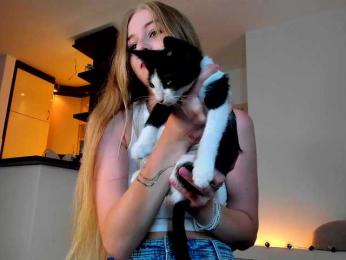 MiaMeowa bongacams stream image, 04.08.2025 11:20