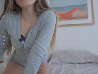 rebeccastonee chaturbate stream image, 05.08.2025 18:30