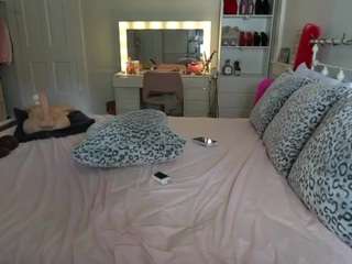 emmagray01 camsoda stream image, 02.09.2025 14:00