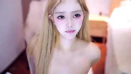 lkjfdsks stripchat stream image, 05.09.2025 16:30